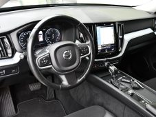 Volvo XC60 D4 AWD 140kW NAVI LED VIRTUAL - 14