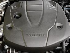 Volvo V60 D4 140kW AT CARPAY VIRTUAL NAV - 40