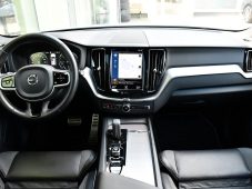 Volvo XC60 B4 145kW VIRTUAL A/T NAVI LED - 4