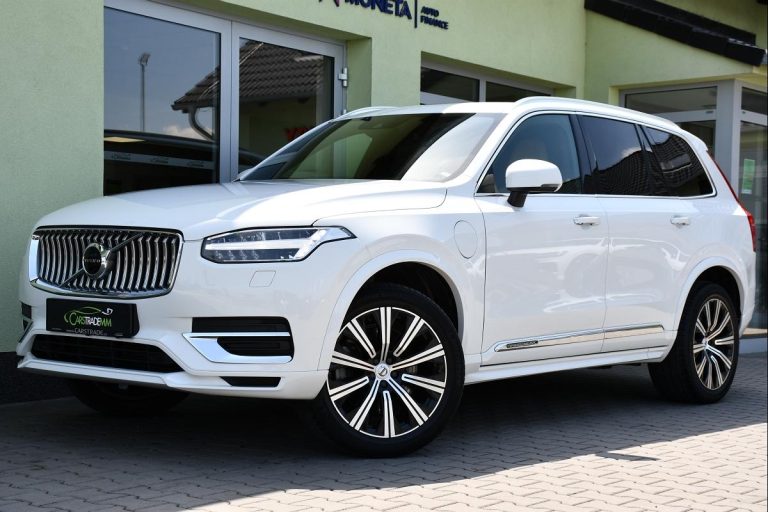 Volvo XC90 T8 AWD INSCRIPTION MASÁŽ 7MÍST - 1