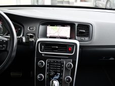 Volvo V60 D3 R-DESIGN A/T A/C NAVIGACE - 6