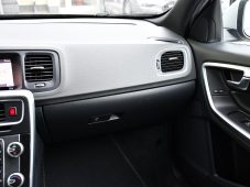 Volvo V60 D3 R-DESIGN A/T A/C NAVIGACE - 7