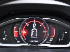 Volvo V60 D3 R-DESIGN A/T A/C NAVIGACE - 29