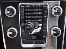 Volvo V60 D3 R-DESIGN A/T A/C NAVIGACE - 24