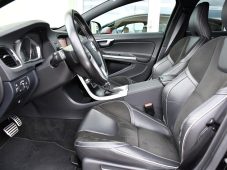 Volvo V60 D3 R-DESIGN A/T A/C NAVIGACE - 12