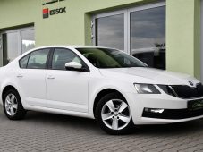 Škoda Octavia 1.6TDi A/C ČR 1.M SERV. KNÍŽKA - 1