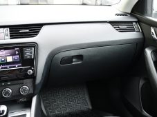 Škoda Octavia 1.6TDi A/C ČR 1.M SERV. KNÍŽKA - 7