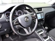 Škoda Octavia 1.6TDi A/C ČR 1.M SERV. KNÍŽKA - 14