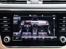 Škoda Superb 2.0TDi STYLE N.TOP VIRTUAL ČR - 35