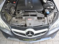 Mercedes-Benz Třídy E 250CDI NAVI KAMERA LED A/T - 44