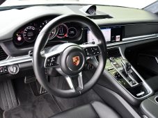 Porsche Panamera GTS 4.0 V8 338kW HUD PANO BURM - 14