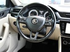 Škoda Superb 2.0TDi 140kW L&K DCC ACC ČR - 5