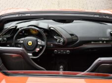 Ferrari 488 SPIDER CARBON TAILOR MADE JBL - 20