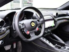 Ferrari GTC4 Lusso V12 DCT P-DISPLAY LIFT 14t.KM - 15