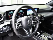 Mercedes-Benz Třídy A 180 A/T 100kW VIRTUAL ČR - 14