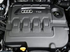 Audi Q3 35TDI A/T VIRTUAL NAVI TAŽNÉ - 34