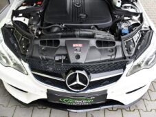 Mercedes-Benz Třídy E 250D AMG A/T LED PANO NAVI - 34