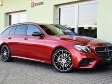 Mercedes-Benz Třídy E 53 AMG 4M+ VZDUCH ACC CARPLAY - 1