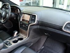 Jeep Grand Cherokee V6 CRDi SUMMIT ACC H/K PANO - 17