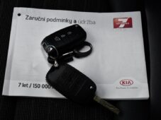 Kia Stonic 1.0T-GDI A/T REZERVACE - 35