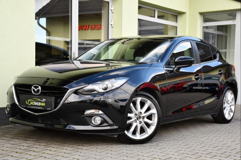 Mazda 3 2.0SKYACTIV-G REVOLUTION BOSE - 1