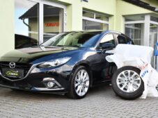 Mazda 3 2.0SKYACTIV-G REVOLUTION BOSE - 1