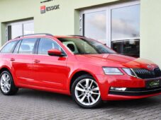 Škoda Octavia 2.0TDi LED CARPLAY TAŽNÉ ČR - 1