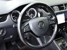 Škoda Octavia 2.0TDi LED CARPLAY TAŽNÉ ČR - 15