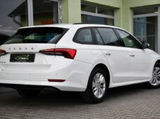 Škoda Octavia 2.0TDi CARPLAY 1.MAJ ČR 2XPNEU - 4