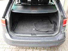 Volkswagen Passat 2.0TDi COMFORTLINE DSG ACC 1M - 34