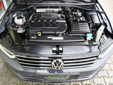 Volkswagen Passat 2.0TDi COMFORTLINE DSG ACC 1M - 35