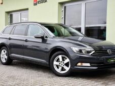 Volkswagen Passat 2.0TDi COMFORTLINE DSG ACC 1M - 1