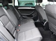 Volkswagen Passat 2.0TDi COMFORTLINE DSG ACC 1M - 20