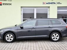 Volkswagen Passat 2.0TDi COMFORTLINE DSG ACC 1M - 10