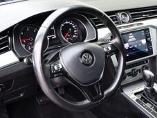 Volkswagen Passat 2.0TDi COMFORTLINE DSG ACC 1M - 17