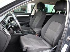 Volkswagen Passat 2.0TDi COMFORTLINE DSG ACC 1M - 13