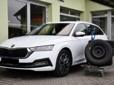 Škoda Octavia 2.0TDi STYLE VIRTUAL ČR 1.MAJ - 1