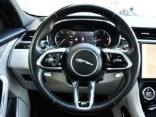 Jaguar F-Pace D200 AWD R-DYNAMIC ZÁRUKA PANO - 24